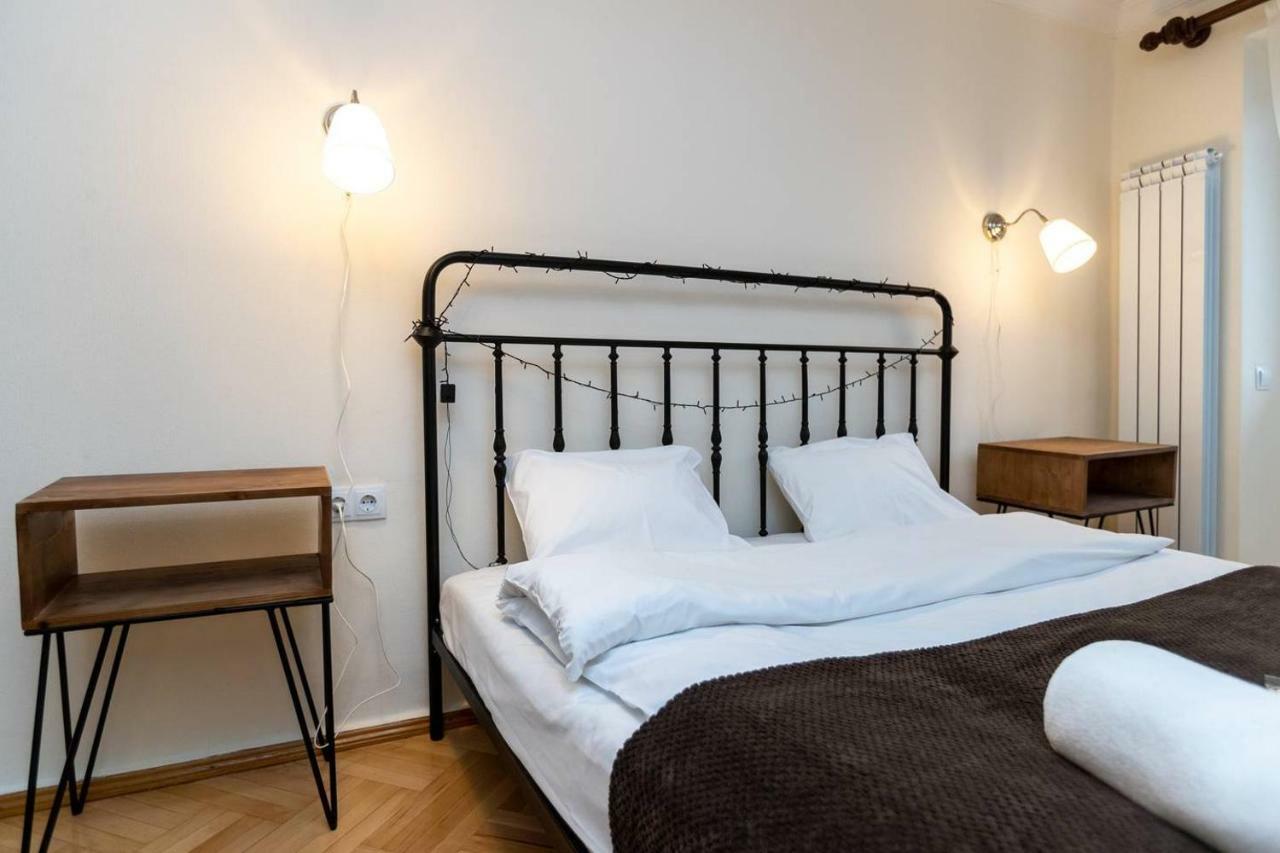 Wehost Cosy Apartment Tbilisi Esterno foto