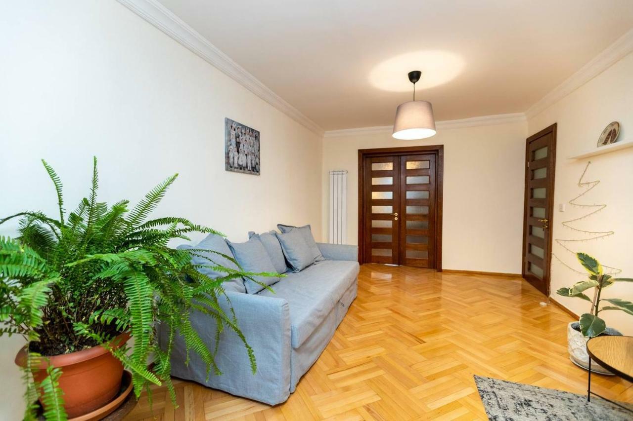 Wehost Cosy Apartment Tbilisi Esterno foto